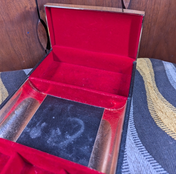 Vintage Jewelry Box/ Vanity Organizer/ Dresser Valet - Picture 5 of 8